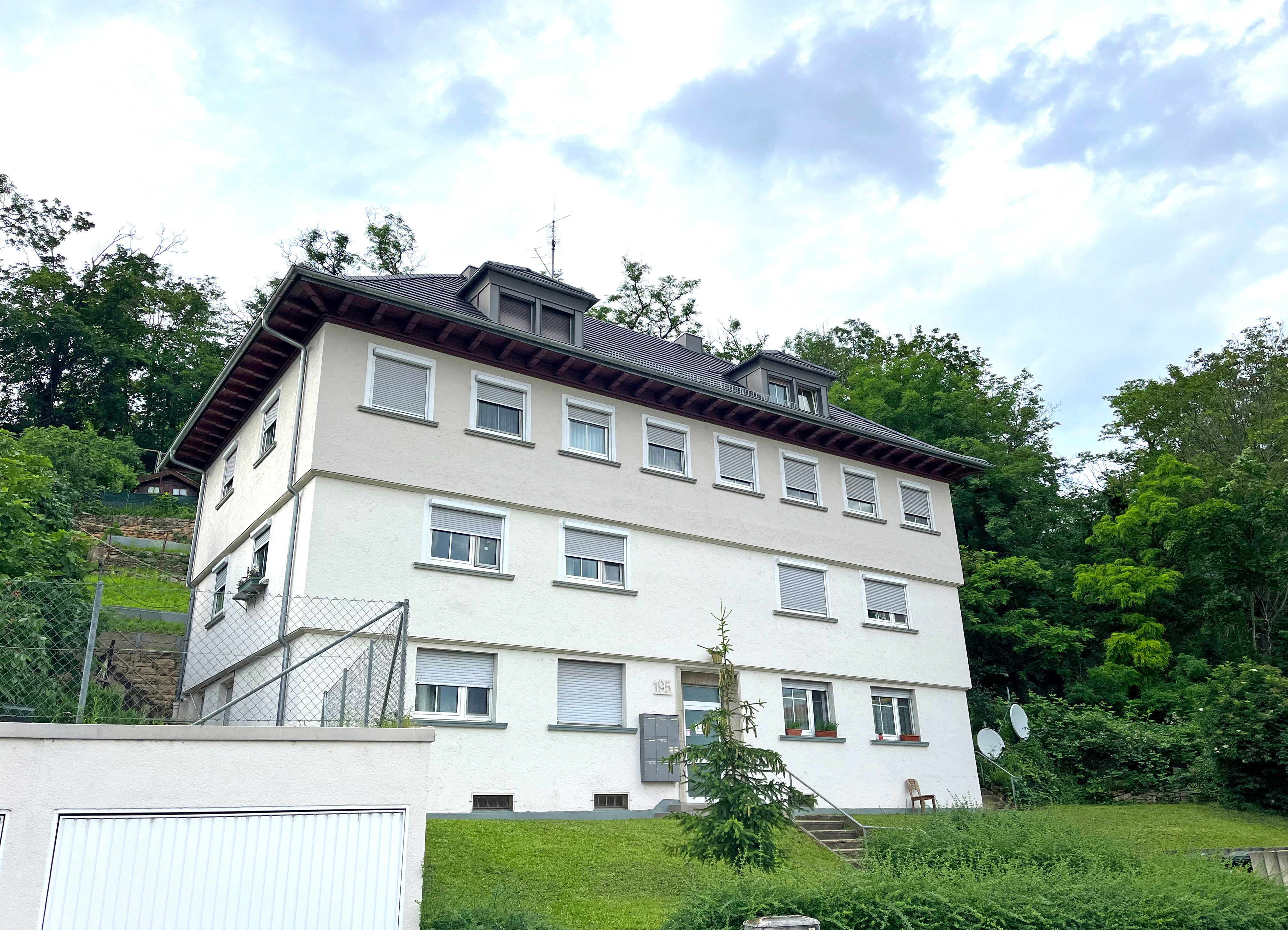 Wohnung zum Kauf 155.000 € 2 Zimmer 46 m²<br/>Wohnfläche Neckartalstraße 195 Hallschlag Stuttgart 70376