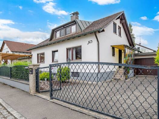 Mehrfamilienhaus zum Kauf 1.350.000 € 7 Zimmer 205 m² 610 m² Grundstück Feldmoching-Hasenbergl München 80995