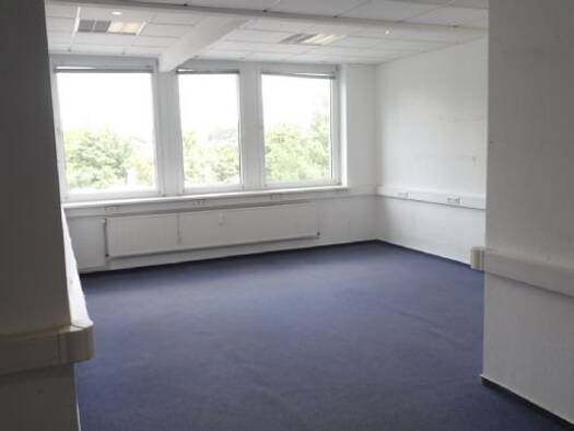 Bürofläche zur Miete provisionsfrei 5,50 € 927,3 m² Bürofläche teilbar von 321,3 m² bis 626 m² Oesede Georgsmarienhütte 49124