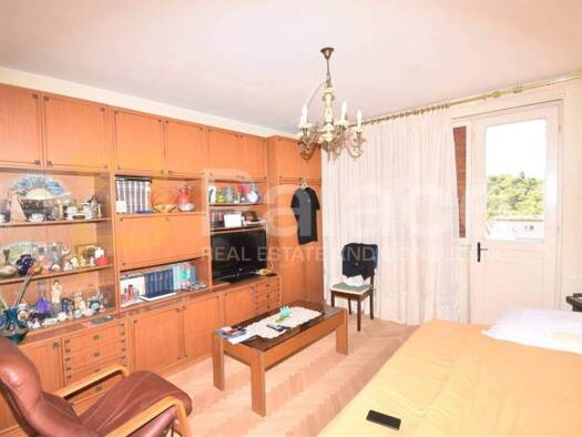 Wohnung zur Miete 250 € 3 Zimmer 70 m² 2. Geschoss Sibenik