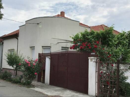 Einfamilienhaus zum Kauf 189.000 € 3 Zimmer 103 m² 438 m² Grundstück Arad 310250