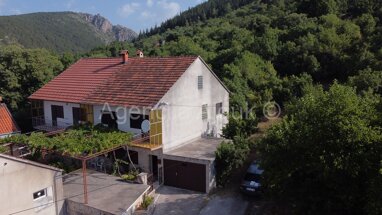 Haus zum Kauf 105.000 € 5 Zimmer 187 m² 231 m² Grundstück Imotski center