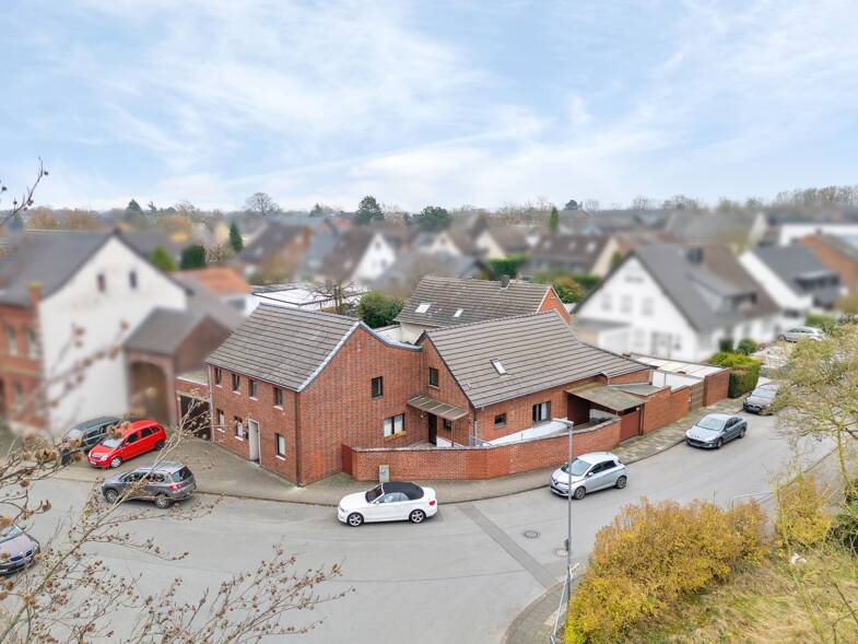 Einfamilienhaus zum Kauf 600.000 € 11 Zimmer 392 m² 757 m² Grundstück Büttgen Kaarst 41564