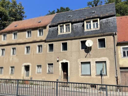 Stadthaus zum Kauf 45.000 € 5 Zimmer 126 m² 330 m² Grundstück Glashütte Glashütte 01768