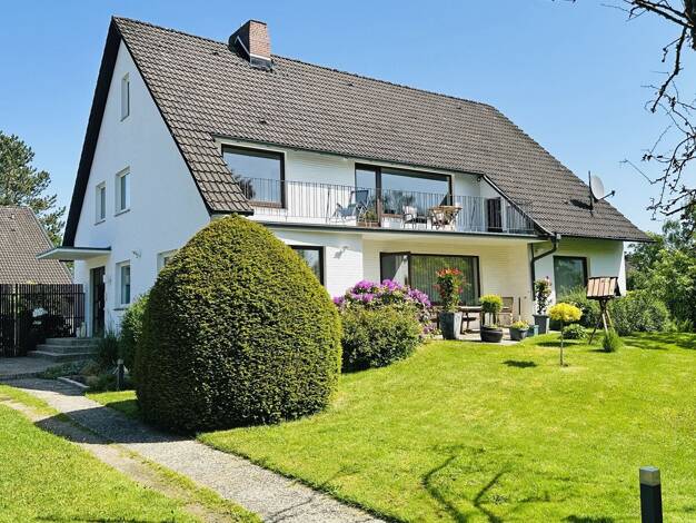 Mehrfamilienhaus zum Kauf 1.350.000 € 10 Zimmer 231 m² 1.836 m² Grundstück Poppenbüttel Wandsbek 22399