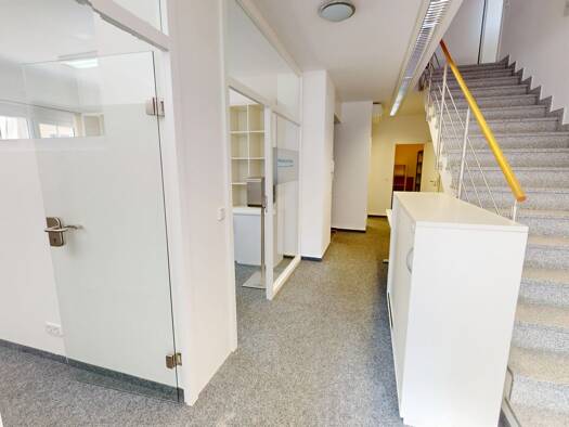 Bürogebäude zur Miete provisionsfrei 1.500 € 8 Zimmer 235,1 m² Bürofläche Breisach Breisach am Rhein 79206