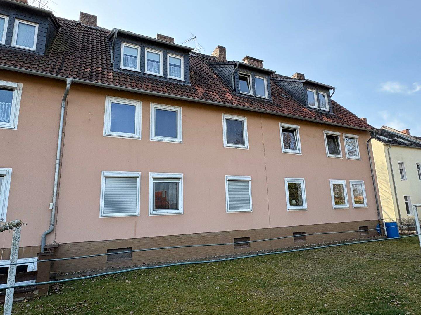 Immobilie in Helmstedt - Schnuckelige 2-Zimmer-Dachgeschoss-Wohnung mit Gartenanteil - Bild 4