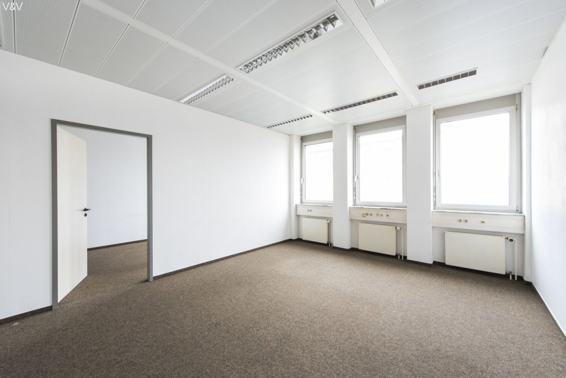 Bürofläche zur Miete provisionsfrei 9,90 € 1.715 m²<br/>Bürofläche ab 428 m²<br/>Teilbarkeit Bockenheim Frankfurt am Main 60487