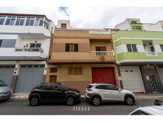 Villa zum Kauf 425.000 € 6 Zimmer 280 m² Calle Siloé 68 Las Palmas de Gran Canaria 35018