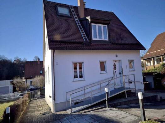 Einfamilienhaus zur Miete 2.430 € 5 Zimmer 140 m² 942 m² Grundstück Schongau 86956