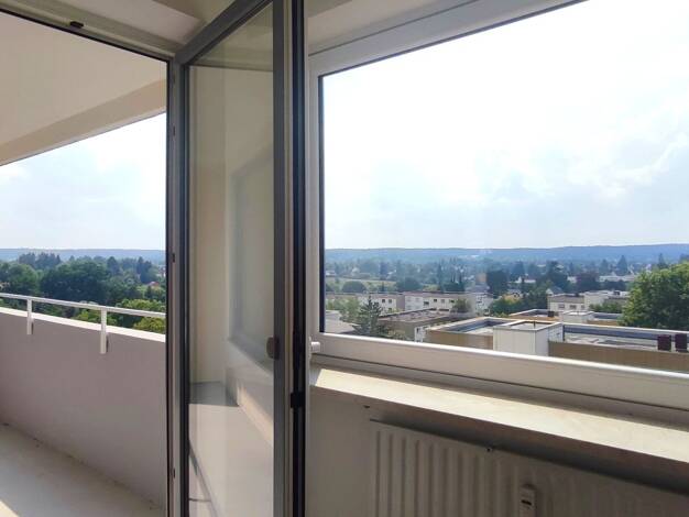 Wohnung zur Miete 750 € 2,5 Zimmer 60,9 m² 8. Geschoss frei ab 01.09.2026 Königsberger Straße 33 Hardhöhe Fürth 90766