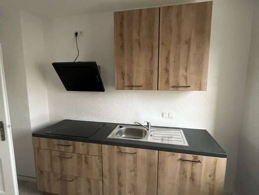 Wohnung zur Miete 800 € 4 Zimmer 71,2 m² Geschoss 1/3 frei ab sofort Waldstraße 11 Erlenbach Erlenbach a.Main 63906