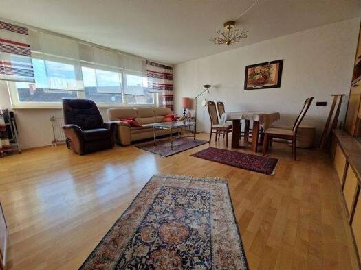 Wohnung zur Miete 730 € 2 Zimmer 73 m² 4. Geschoss frei ab sofort Steinbühl Weiterer Innenstadtgürtel Süd 90443