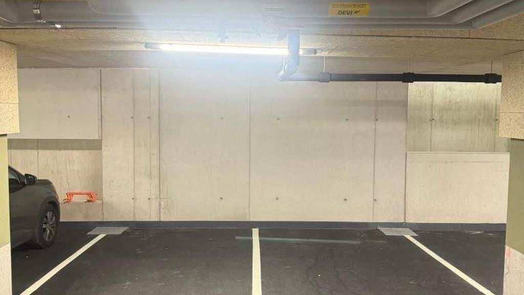 Stellplatz zur Miete - Erstbezug provisionsfrei 80 € Tiefgarage Golling an der Salzach 5440