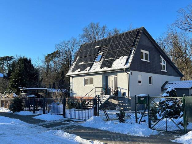 Einfamilienhaus zum Kauf provisionsfrei 680.000 € 4 Zimmer 157 m² 798 m² Grundstück frei ab 01.02.2026 Falkensee 14612