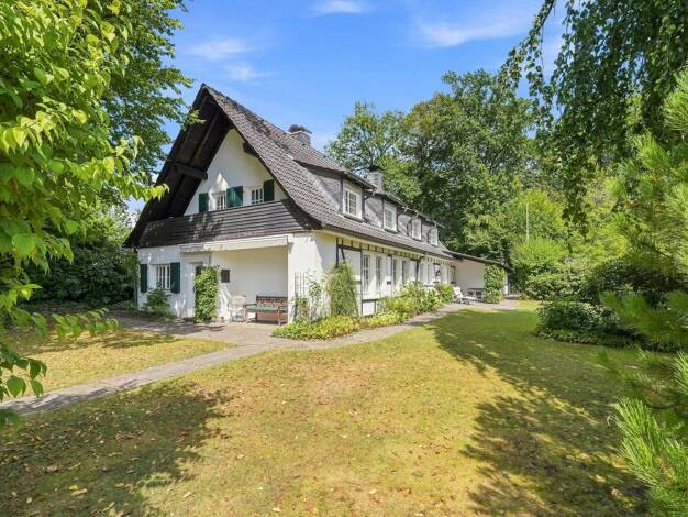 Einfamilienhaus zum Kauf 1.089.000 € 8 Zimmer 213 m² 8.370 m² Grundstück Oberbantenberg Wiehl 51674