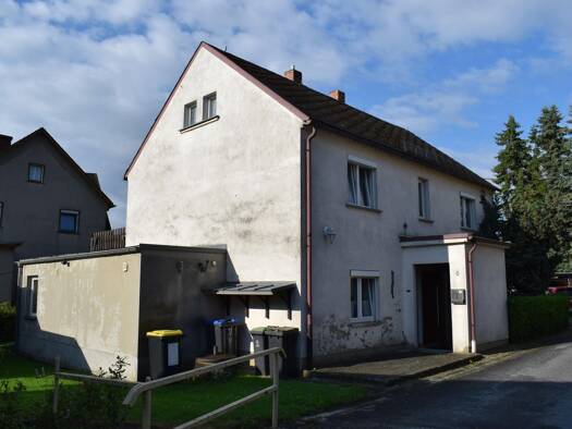 Einfamilienhaus zum Kauf 64.500 € 5 Zimmer 150 m² 331 m² Grundstück frei ab sofort Frankenthal 01909