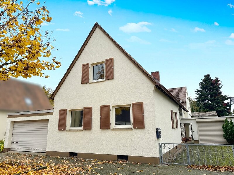 Einfamilienhaus zum Kauf 367.000 € 10 Zimmer 260 m²<br/>Wohnfläche 642 m²<br/>Grundstück Schifferstadt 67105