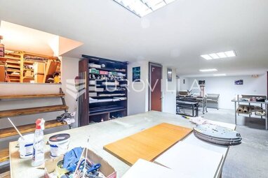 Büro-/Praxisfläche zum Kauf 180.000 € Vrbik 10000