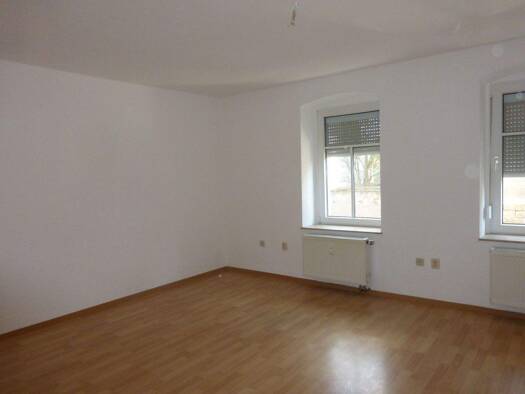 Wohnung zur Miete 530 € 4 Zimmer 78,3 m² EG Zeitz 06712