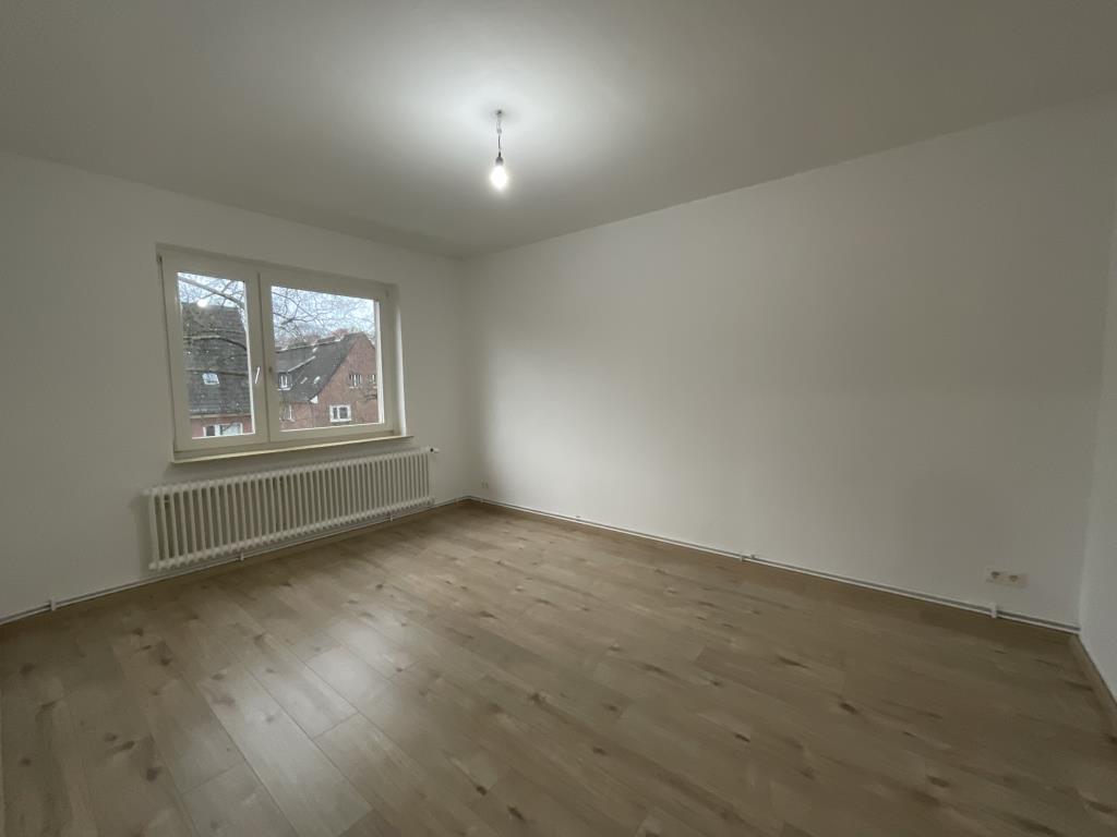 Wohnung zur Miete 439 € 3 Zimmer 62,8 m²<br/>Wohnfläche 2.<br/>Geschoss 13.12.2024<br/>Verfügbarkeit Kolberger Straße 7 Bant Wilhelmshaven 26382