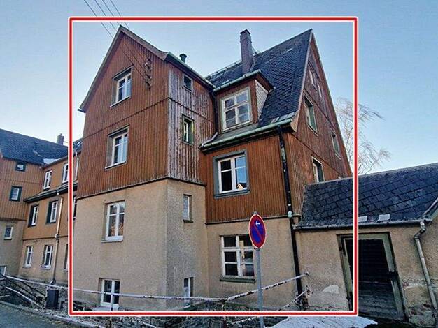 Mehrfamilienhaus zum Kauf als Kapitalanlage geeignet 126.000 € 360 m² 567 m² Grundstück Auerbach 09392