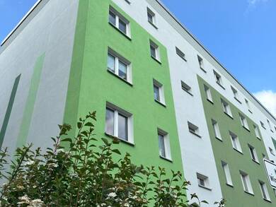 Wohnung zur Miete 379 € 3 Zimmer 62,3 m² 4. Geschoss frei ab 01.09.2025 Willi-Budich-Straße 33 Schmellwitz Cottbus 03044