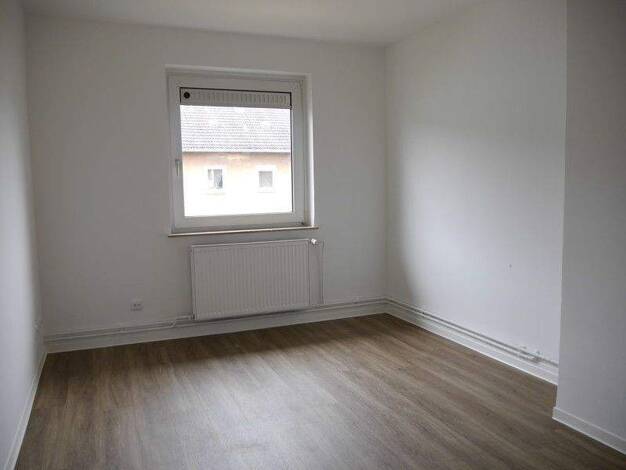 Wohnung zur Miete 460 € 2 Zimmer 43 m² 2. Geschoss frei ab 09.03.2026 Rudolph-Weber-Str. 12 Großauheim Hanau 63457