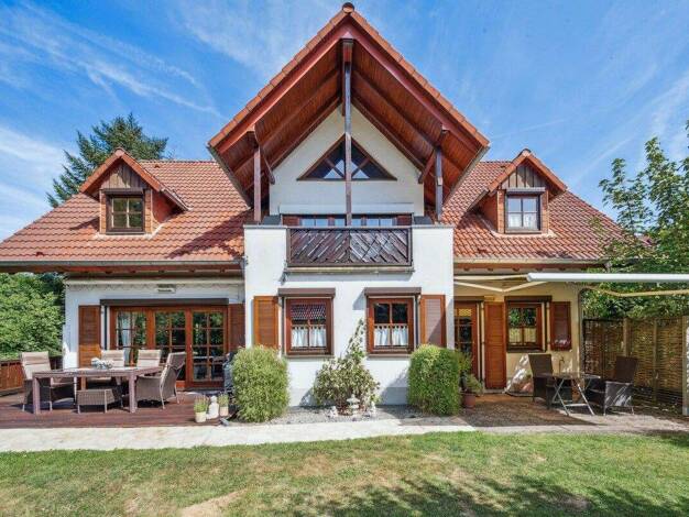 Einfamilienhaus zum Kauf provisionsfrei 595.000 € 7 Zimmer 206 m² 774 m² Grundstück Lauterbach 36341