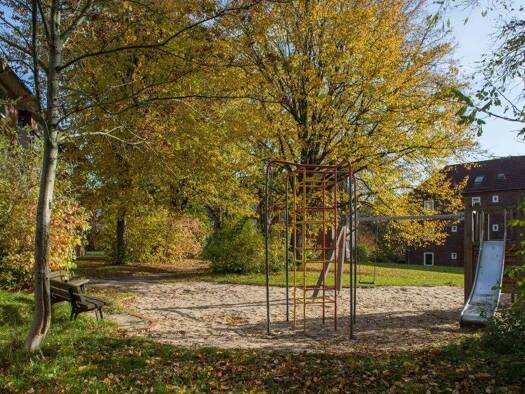 Wohnung zur Miete 500 € 2 Zimmer 51,7 m² 1. Geschoss frei ab 06.03.2026 Blitzstraße 53 Gaarden-Ost Kiel 24143