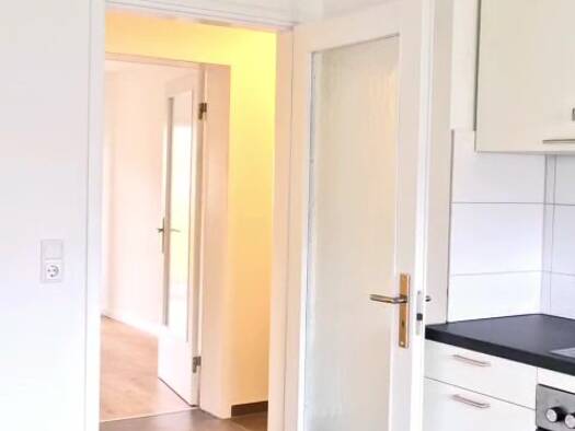 Wohnung zur Miete 835 € 2 Zimmer 70 m² Geschoss 3/4 frei ab 01.06.2026 Singen Singen (Hohentwiel) 78224