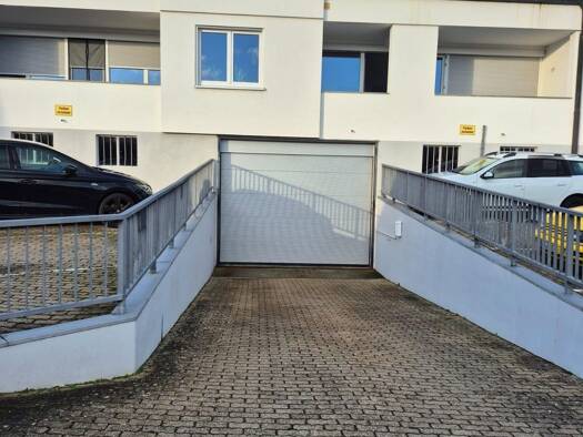 Tiefgaragenstellplatz zur Miete 45 € Gerbrunn 97218