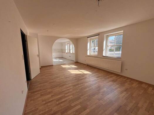 Wohnung zur Miete 460 € 4 Zimmer 123 m² EG frei ab sofort Thüringer Straße 3a Oberwildflecken Wildflecken 97772