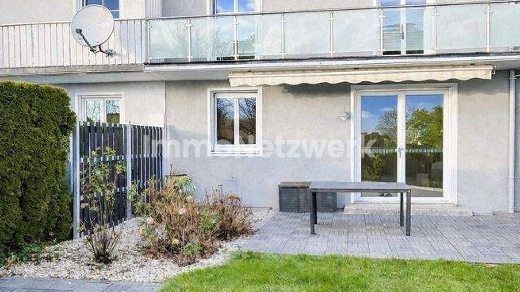 Reihenmittelhaus zum Kauf 360.000 € 7 Zimmer 170 m² Helmbrechts Helmbrechts / Ort 95233
