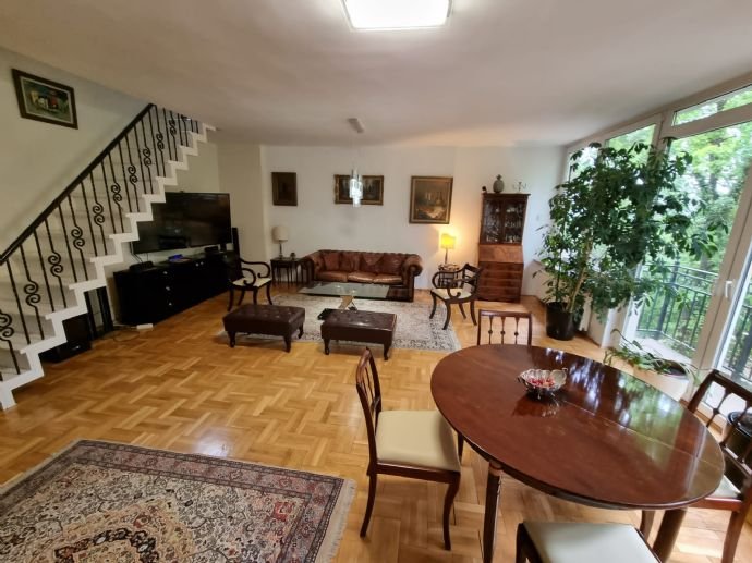 Haus zum Kauf 300.000 € 5 Zimmer 186 m²<br/>Wohnfläche 376 m²<br/>Grundstück Matyas Kiraly ut Budapest 1125