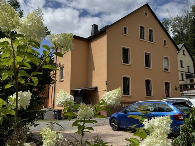 Mehrfamilienhaus zum Kauf als Kapitalanlage geeignet 349.900 € 12 Zimmer 300 m² Aue 08280