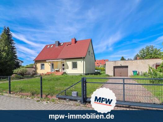 Doppelhaushälfte zum Kauf 375.000 € 4 Zimmer 87,8 m² 759 m² Grundstück Blankenfelde Blankenfelde-Mahlow 15827