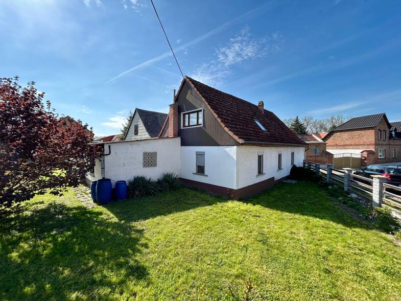 Einfamilienhaus zum Kauf 98.000 € 4 Zimmer 108 m² 760 m² Grundstück Niedertrebra Niedertrebra 99518