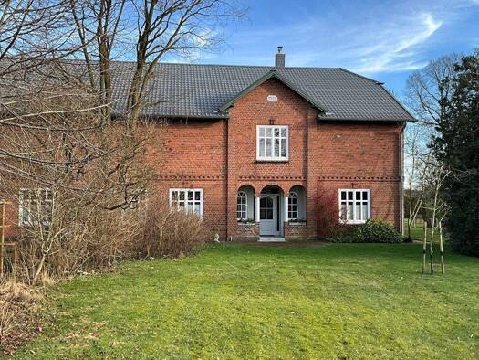 Haus zum Kauf 749.000 € 9 Zimmer 254,1 m² 2.922 m² Grundstück Lentföhrden 24632