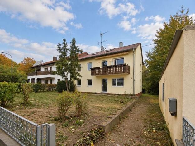 Mehrfamilienhaus zum Kauf 350.000 € 6 Zimmer 123 m² 478 m² Grundstück frei ab sofort Höfingen Leonberg 71229
