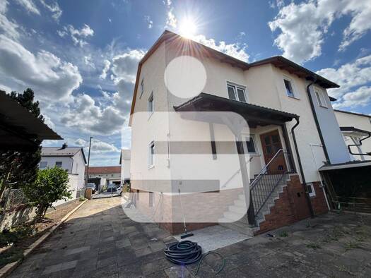 Doppelhaushälfte zum Kauf 299.000 € 5 Zimmer 150 m² 449 m² Grundstück Schwandorf Schwandorf 92421