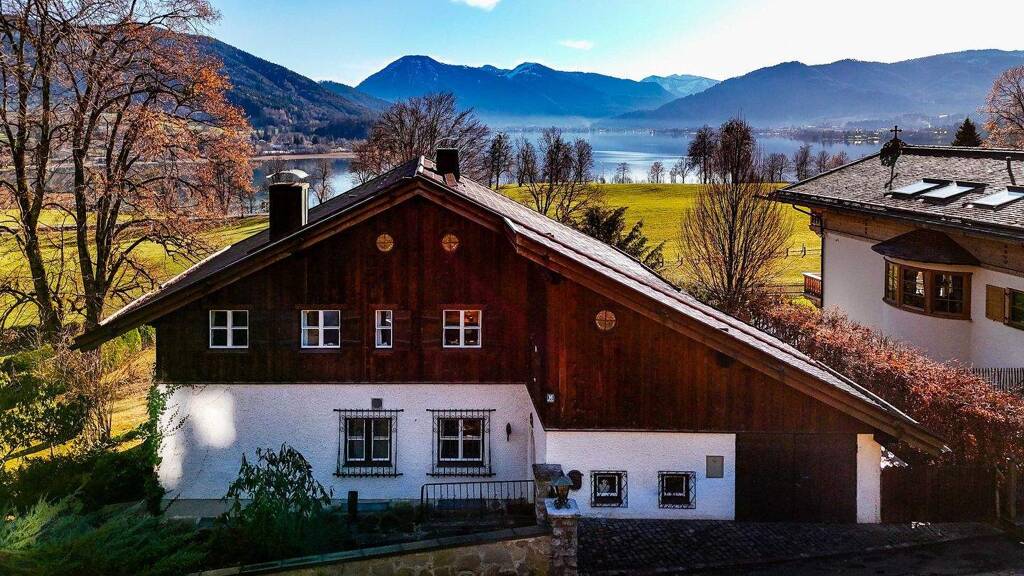 Einfamilienhaus zum Kauf 3.600.000 € 9 Zimmer 299 m² 2.627 m² Grundstück Gmund a. Tegernsee 83703