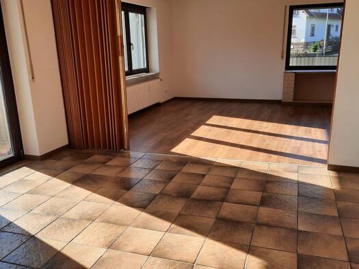 Wohnung zur Miete 1.100 € 5 Zimmer 130 m² Geschoss EG/2 frei ab 01.04.2026 Eisental Bühl 77815