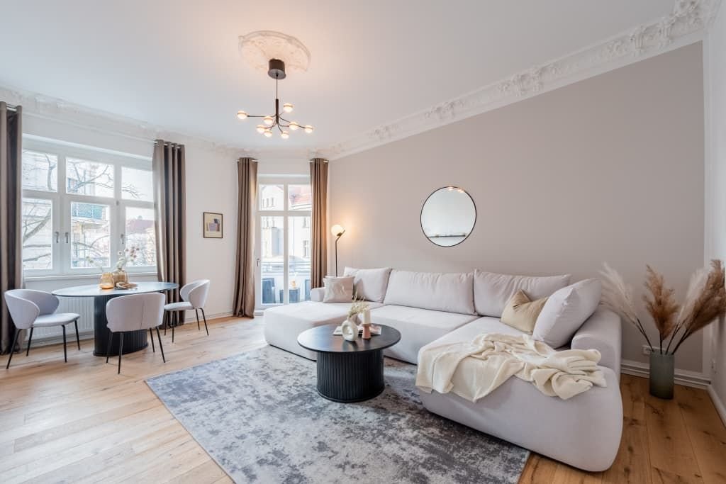 Wohnung zur Miete Wohnen auf Zeit 2.560 € 4 Zimmer 64 m²<br/>Wohnfläche 14.02.2025<br/>Verfügbarkeit Friedelstraße Neukölln Berlin 12047