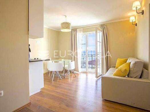 Wohnung zur Miete - Erstbezug 600 € 1 Zimmer 40 m² 1. Geschoss Strožanac Podstrana 21311