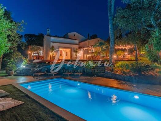 Einfamilienhaus zum Kauf 1.230.000 € 8 Zimmer 170 m² 1.930 m² Grundstück Exterieurs Fréjus 83600