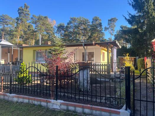 Bungalow zum Kauf 68.000 € 2 Zimmer 40 m² 234 m² Grundstück frei ab sofort Dammendorf Grunow-Dammendorf 15299