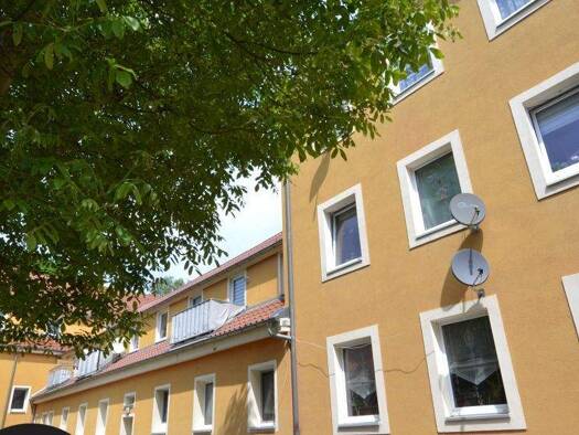 Wohnung zur Miete 296 € 2 Zimmer 42,2 m² 2. Geschoss Geschwister-Scholl-Straße 12g Altenburg 04600