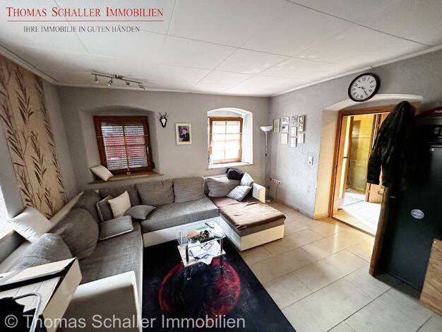 Einfamilienhaus zum Kauf 279.700 € 8 Zimmer 180 m² 810 m² Grundstück Pfraunfeld Burgsalach 91790