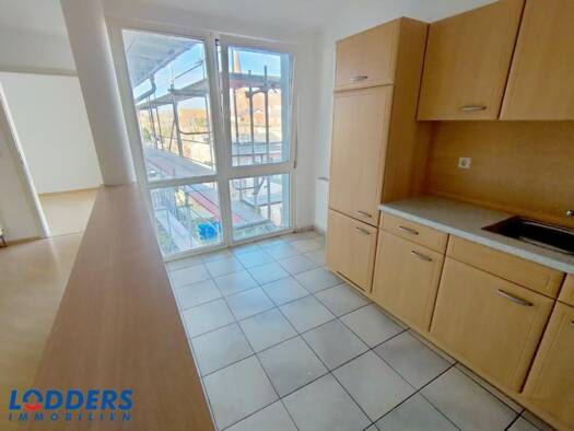 Wohnung zur Miete 425 € 2 Zimmer 62,7 m² 2. Geschoss frei ab sofort Stendal 39576